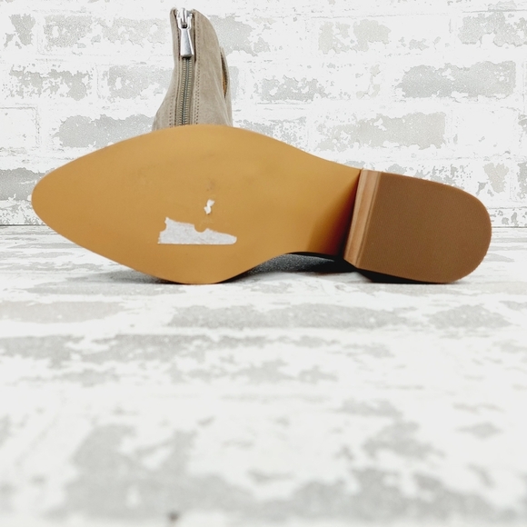 New BP Brynne Taupe Fabric Upper Pointed Toe Block Heel Ankle Boot W367 - Picture 8 of 12